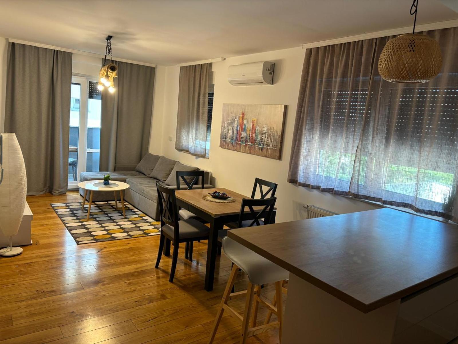 Novoureden Stan Apartment Velika Gorica Luaran gambar
